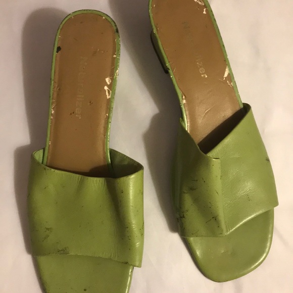 naturalizer leather slides